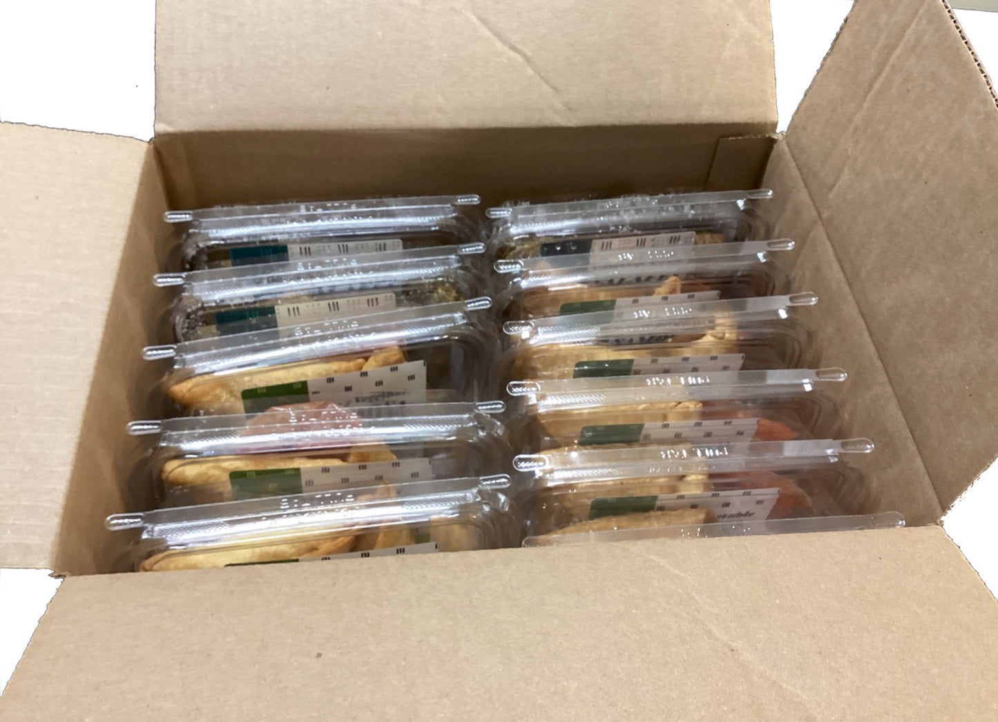 Curry Vegetable Samosa, 2-piece Retail Pack w/ Sauce